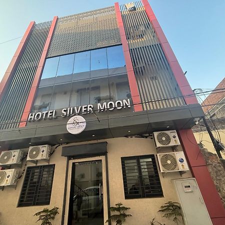 Hotel Silver Moon Jaipur Exteriör bild